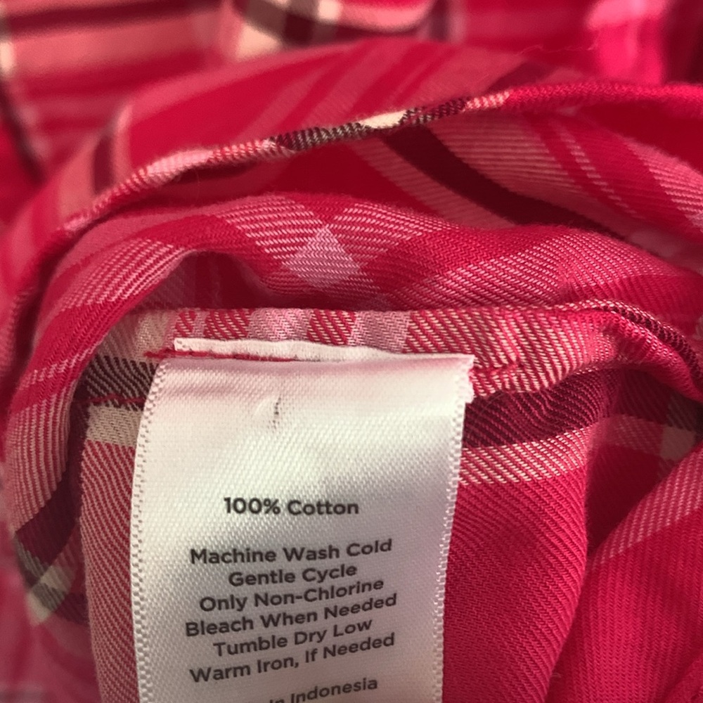 Talbots split v button down. Worn maybe 3x - Picture 4 of 5